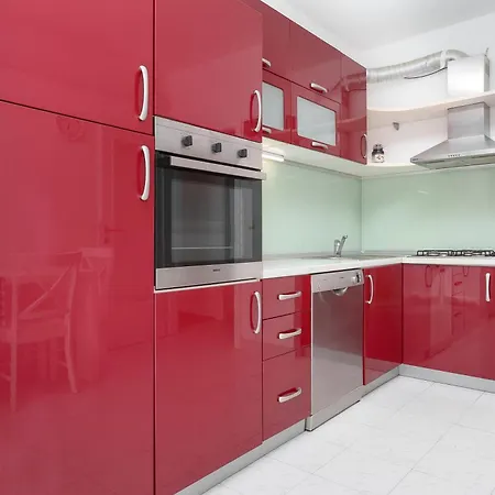 Hvar Lech Spacious 2 Bedroom With Private Parking