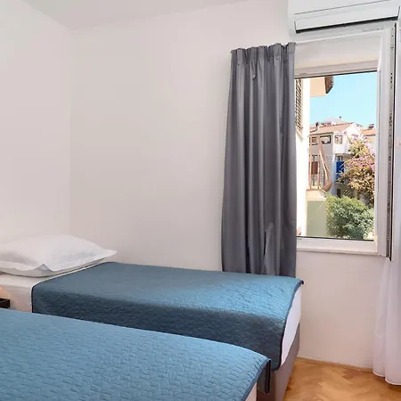 Hvar Lech Spacious 2 Bedroom With Private Parking *