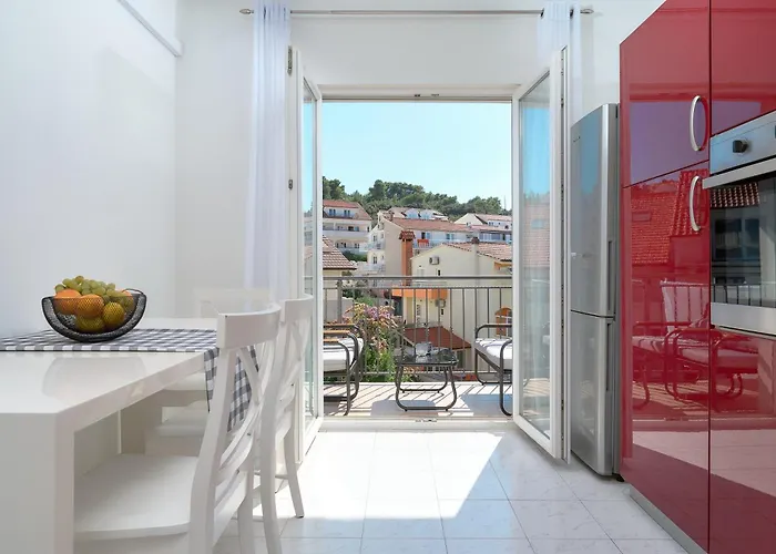Hvar Lech Spacious 2 Bedroom With Private Parking Apartamento